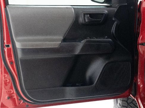 Used 2021 Toyota Tacoma SR5 image 18