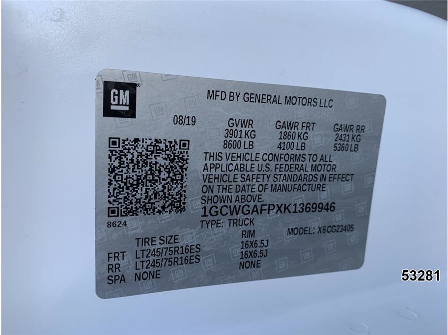 Used 2019 Chevrolet Express 2500 RWD image 18