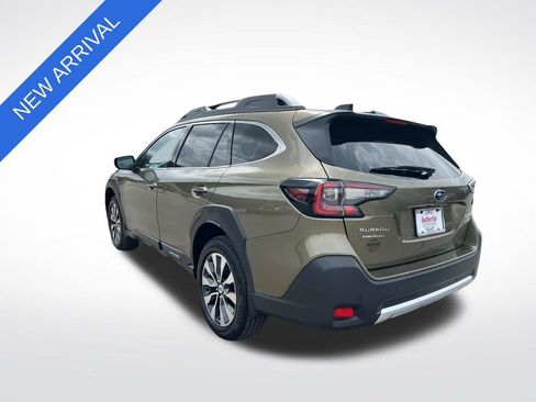 Used 2023 Subaru Outback Touring XT image 5