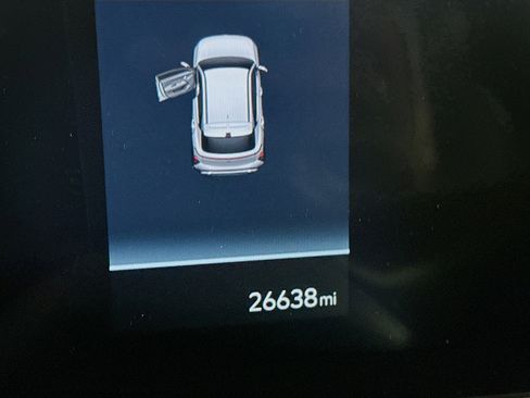 Used 2025 Hyundai Kona SEL image 19