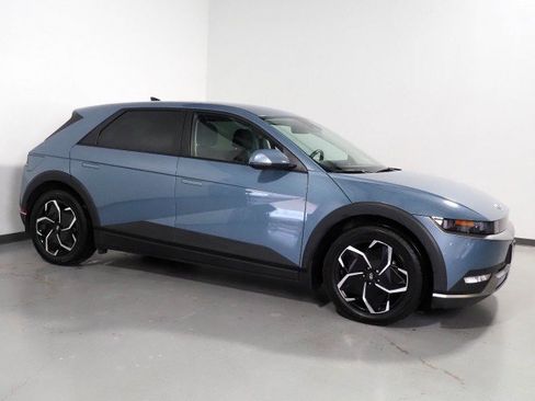 Used 2024 Hyundai Ioniq 5 SEL image 1
