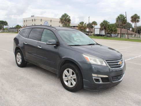 Used 2014 Chevrolet Traverse LT FWD image 20