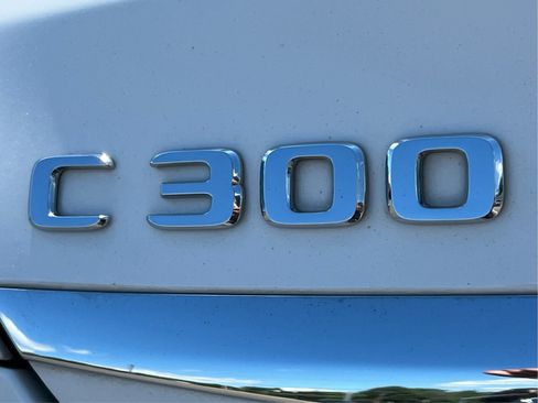 Used 2019 Mercedes-Benz C 300 4MATIC Sedan image 30