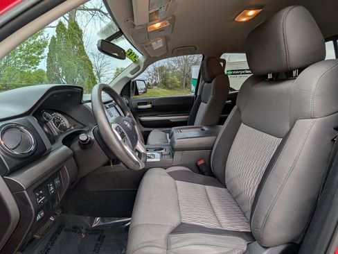 Used 2015 Toyota Tundra SR5 w/ TRD Off Road Package image 11