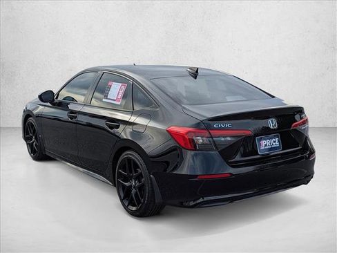 Used 2023 Honda Civic Sport image 7