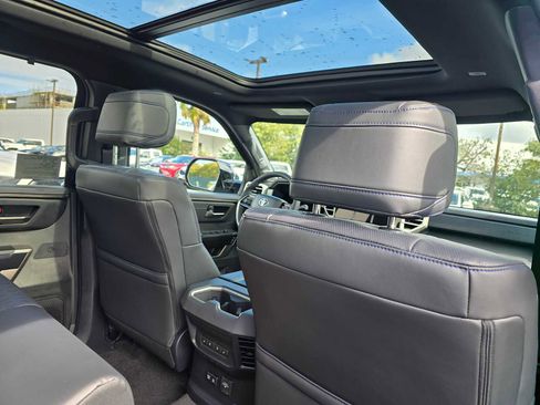 New 2026 Toyota Tundra Platinum AWD/4WD image 15