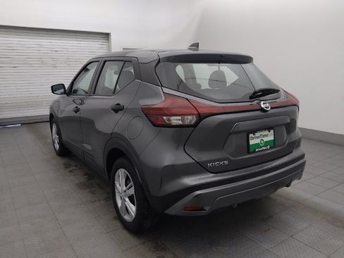 Used 2021 Nissan Kicks S image 5