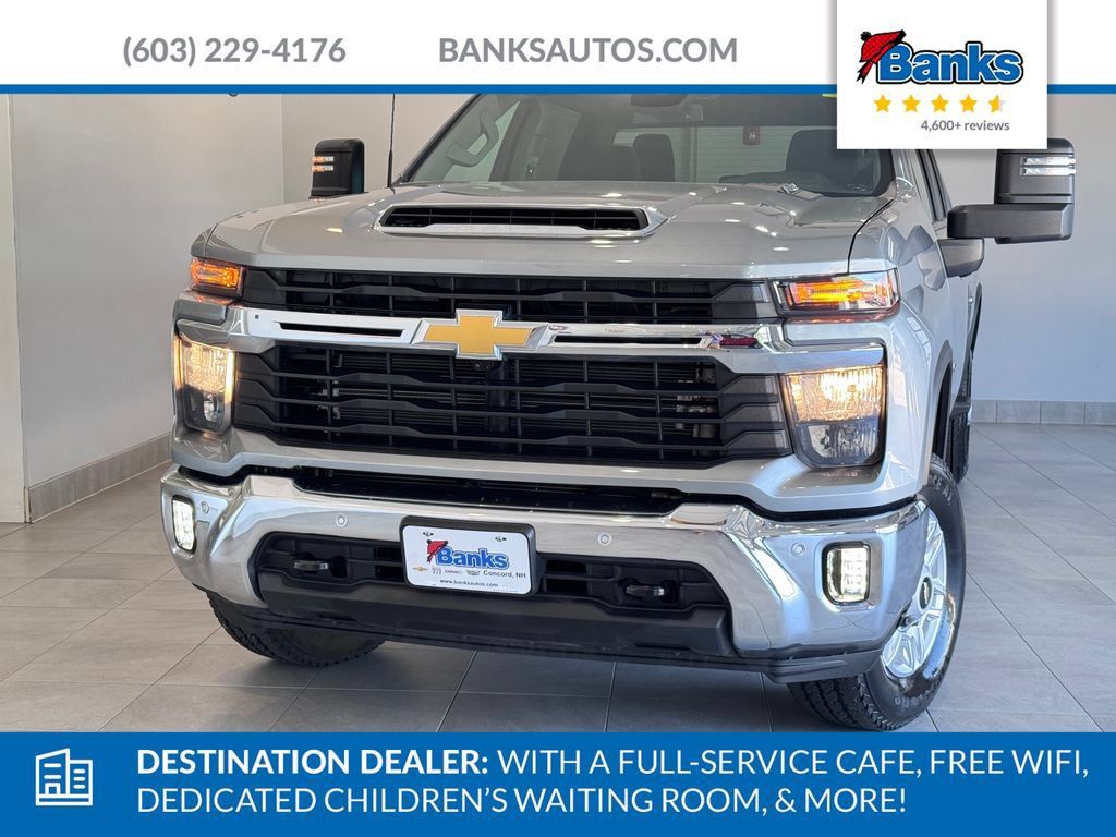 Certified 2025 Chevrolet Silverado 2500 LT w/ Safety Package AWD/4WD image 3