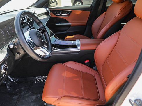 Used 2023 Mercedes-Benz C 300 Sedan image 17
