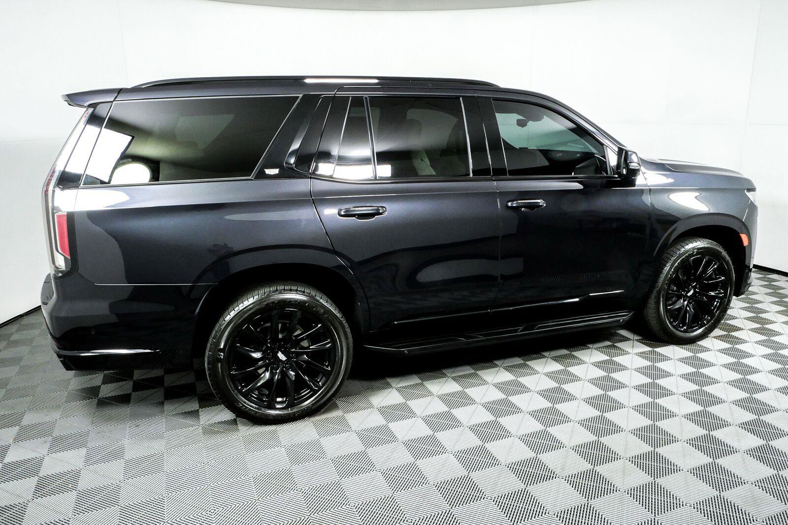 Certified 2023 Cadillac Escalade Sport AWD/4WD image 2