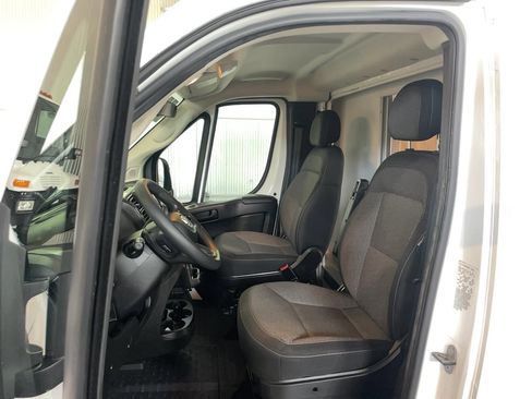 Used 2023 RAM ProMaster 3500 w/ Premium Appearance Group FWD image 9