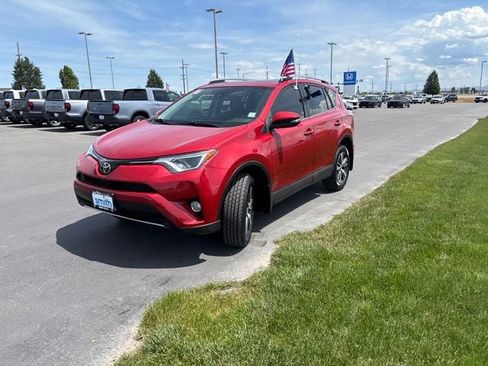 Used 2017 Toyota RAV4 XLE w/ All Weather Liner Package AWD/4WD image 7