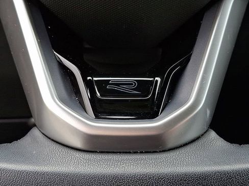 Used 2024 Volkswagen Tiguan SE R-Line AWD/4WD image 24