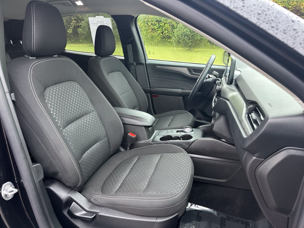 Used 2024 Ford Escape Active AWD/4WD image 22