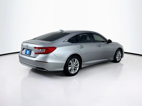 Used 2018 Honda Accord LX image 7
