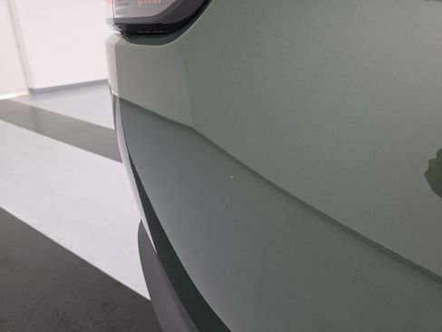 Used 2024 Rivian R1S Adventure AWD/4WD image 36