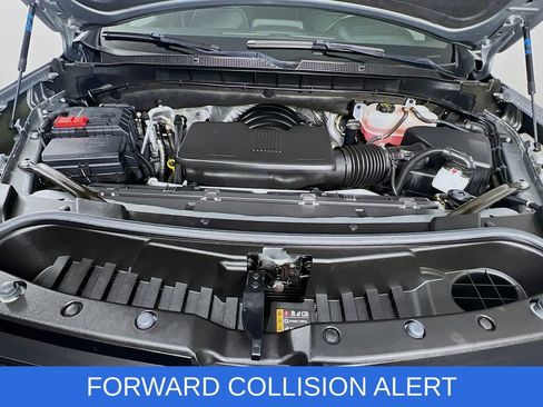 Certified 2024 Chevrolet Suburban Premier w/ Premium Package image 33