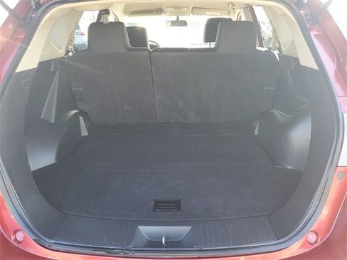 Used 2013 Nissan Rogue S w/ Special Edition Pkg image 9