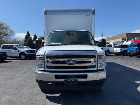 New 2027 Ford E-350 and Econoline 350 Super Duty w/ Power Equipment Group image 10