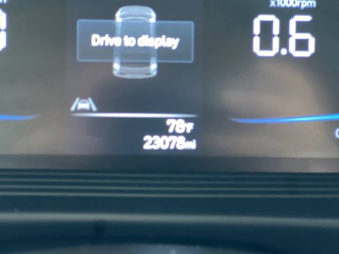 Used 2025 Hyundai Venue SE FWD image 21
