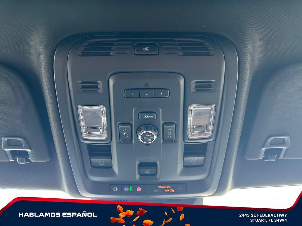 Used 2023 Cadillac Escalade Premium Luxury w/ LPO, Radiant Package AWD/4WD image 29
