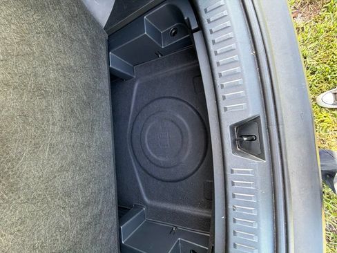 Used 2025 Chevrolet Equinox RS w/ Safety and Technology Package FWD image 19
