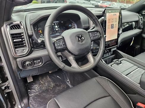 New 2026 RAM 3500 Limited AWD/4WD image 13