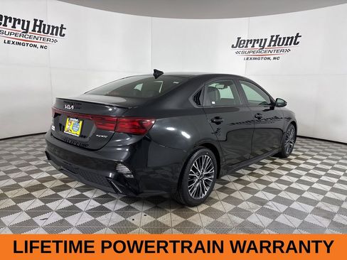 Used 2024 Kia Forte GT-Line w/ GT-Line Premium Package FWD image 5