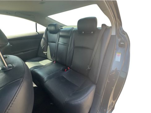 Used 2011 Lexus ES 350 FWD image 12