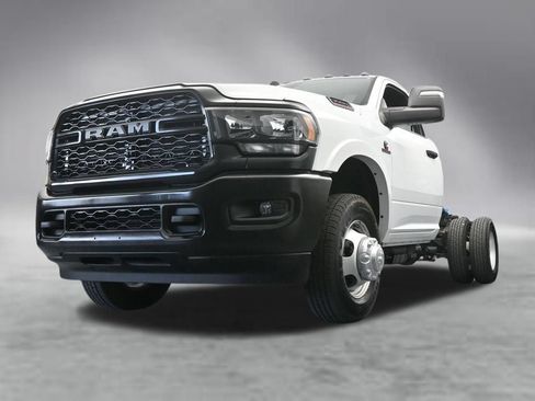 Used 2024 RAM 3500 Tradesman RWD image 48