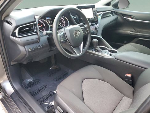 Used 2022 Toyota Camry LE image 20