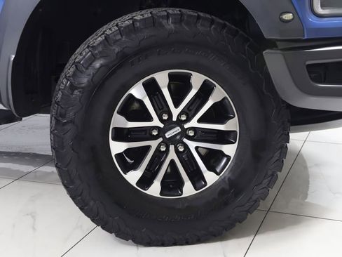 Used 2019 Ford F150 Raptor w/ Equipment Group 801A Mid AWD/4WD image 16