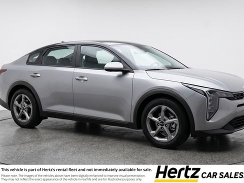 Used 2025 Kia K4 FWD image 1