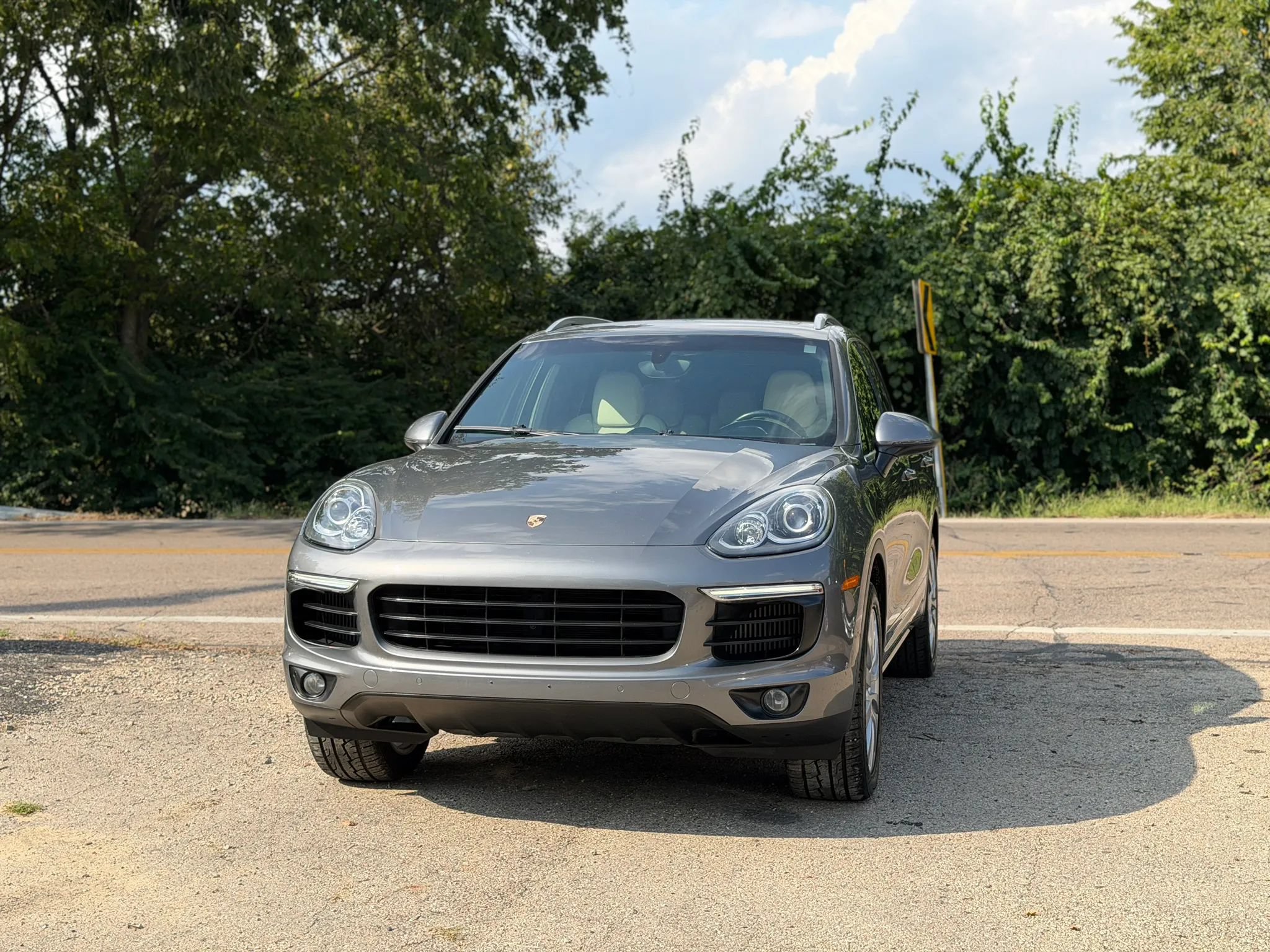 Used 2016 Porsche Cayenne S AWD/4WD image 6