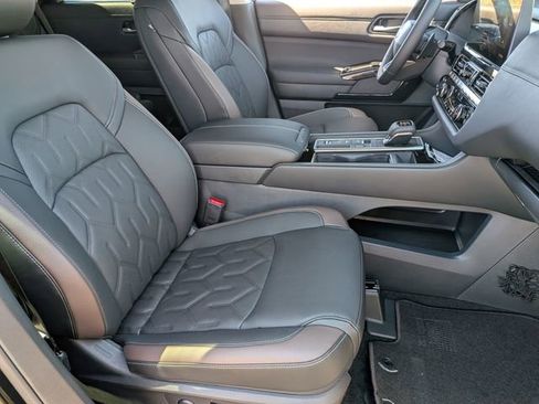 New 2026 Nissan Pathfinder Platinum w/ Cargo Package FWD image 24