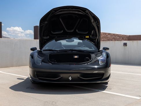 Used 2012 Ferrari 458 Spider RWD image 21