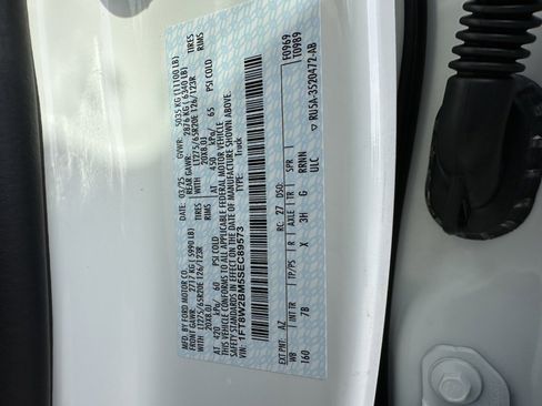 New 2025 Ford F250 Platinum image 43