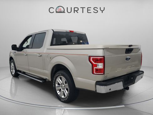 Used 2018 Ford F150 XLT w/ Equipment Group 302A Luxury image 3