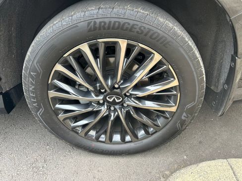 Certified 2026 INFINITI QX80 Autograph AWD/4WD image 9
