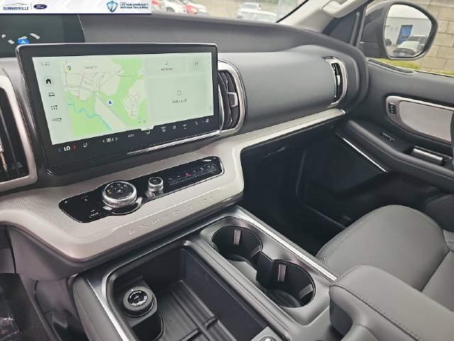 New 2027 Ford Expedition Max Active RWD image 21
