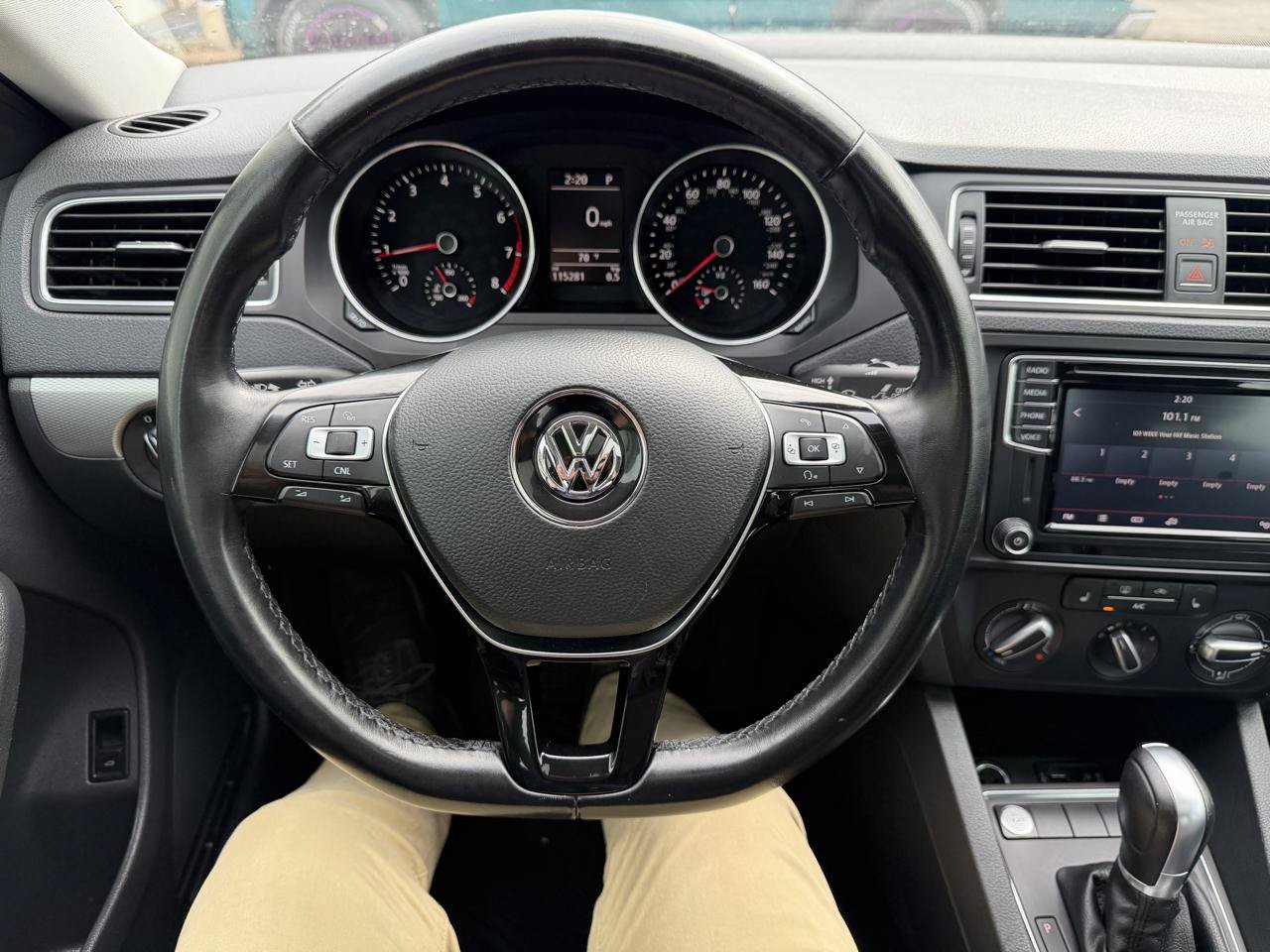 Used 2018 Volkswagen Jetta SE FWD image 23