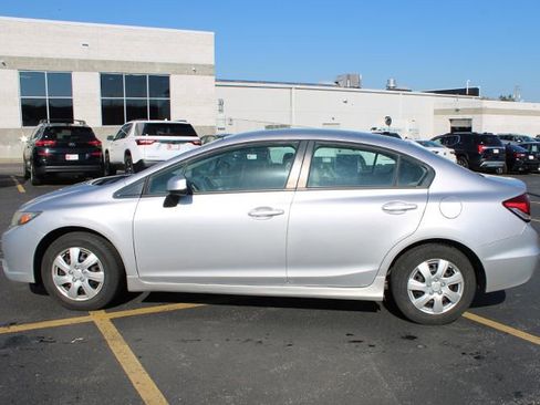 Used 2013 Honda Civic LX image 7