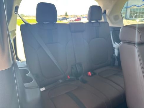 New 2026 Honda Pilot image 25