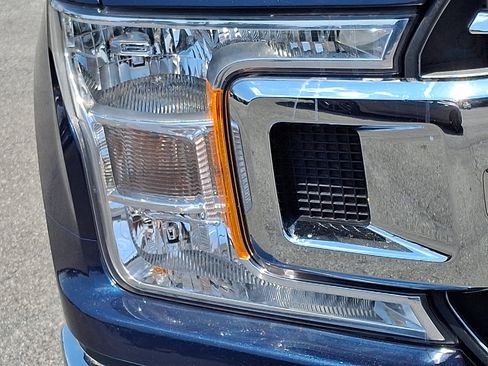 Used 2018 Ford F150 XLT w/ Equipment Group 302A Luxury AWD/4WD image 9