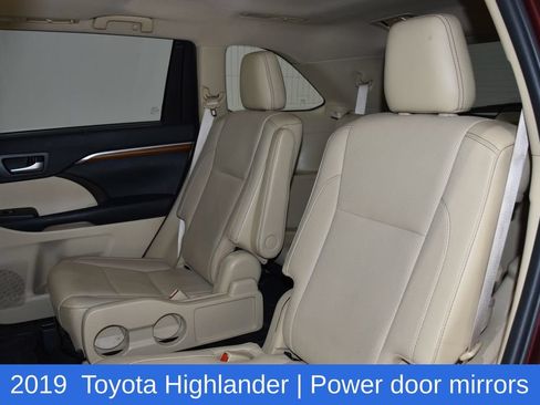 Used 2019 Toyota Highlander Limited AWD/4WD image 28