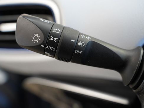 Used 2016 Toyota Prius Four Touring image 15