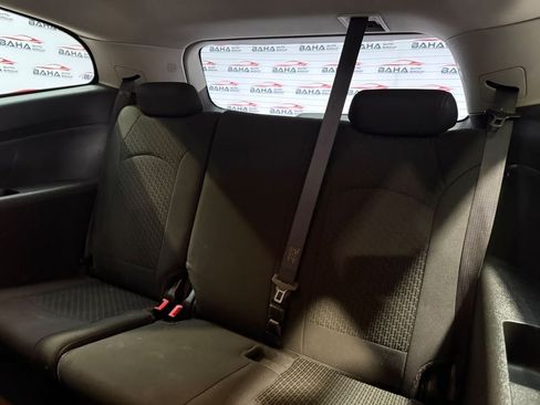 Used 2012 Chevrolet Traverse LT FWD image 35