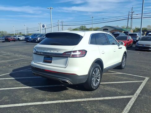 Used 2022 Lincoln Nautilus Reserve image 7