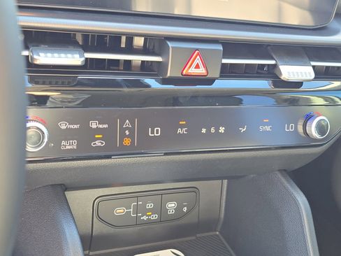 New 2026 Kia Sportage SX image 26