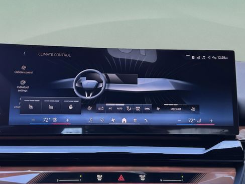 New 2026 BMW 540i xDrive w/ Executive Package image 18